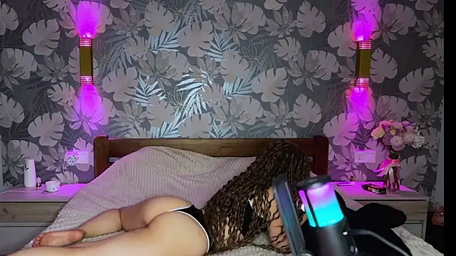 BitterPeach's Live XXX Chat