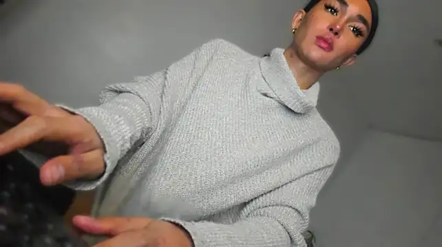 MistressNextDoor_'s Webcam Show