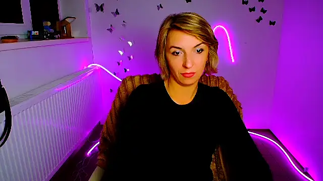 Lana_Foxyy's Live XXX Chat