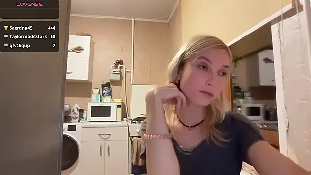 AngelJeni's Live XXX Chat