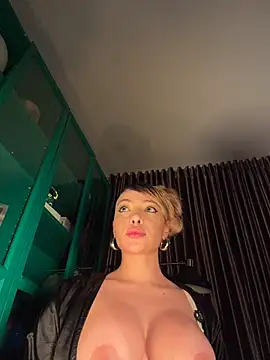Ginevrafedez's Live XXX Chat
