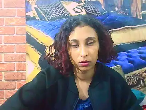 IndianSexyButt's Live XXX Chat