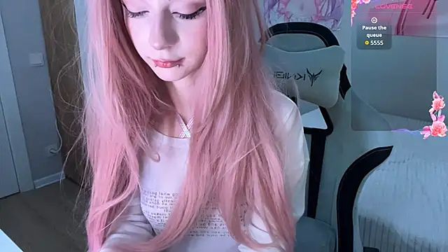 suicid3_yuno 现场性爱视讯表演