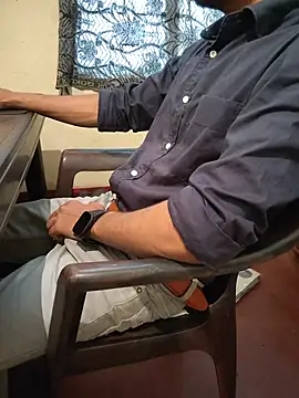 monstrous_bull's Webcam Show