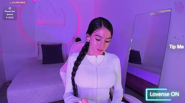 Itzel_Geneva's Webcam Show