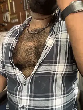 hairy_indian_dad's Webcam Show