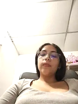 cristal_adams11's Live XXX Chat