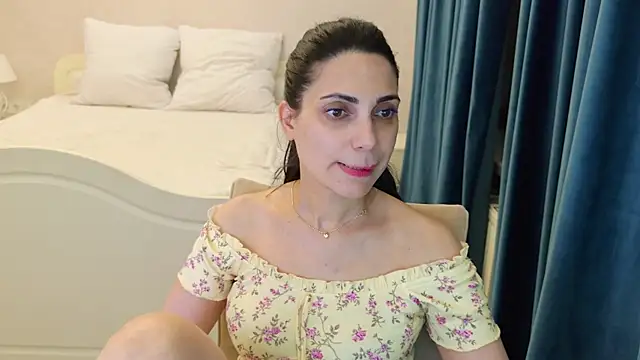 LovelyBeatrice's Live XXX Chat