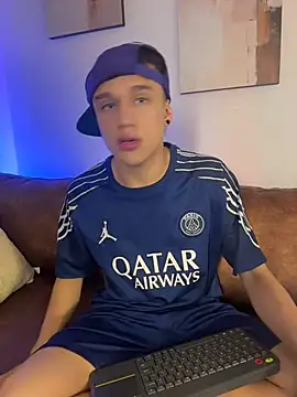 Dominik_Souza's Webcam Show