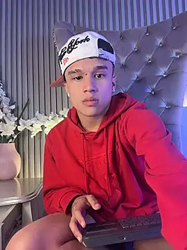 Dominik_Souza's Webcam Show