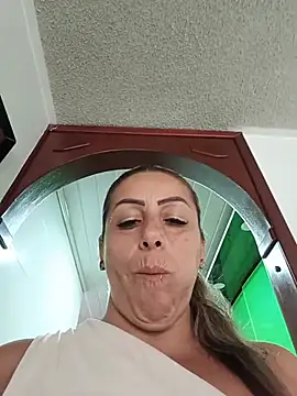 maynor_1998's Webcam Show