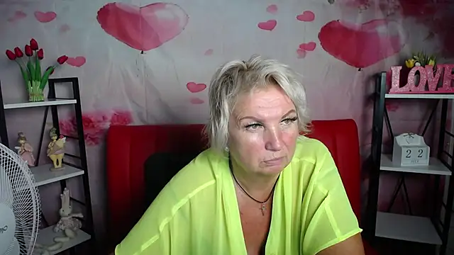 RenataDaster's Webcam Show