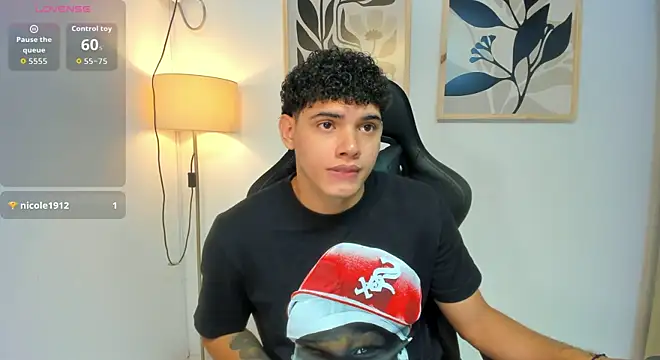 justin_payn14's Webcam Show