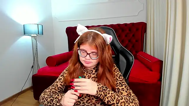ChloeHalses' Live XXX Chat
