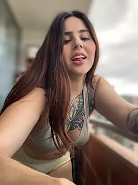 Im_Anto 现场性爱视讯表演