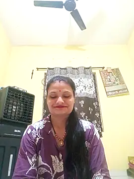 Priti_hote's Webcam Show
