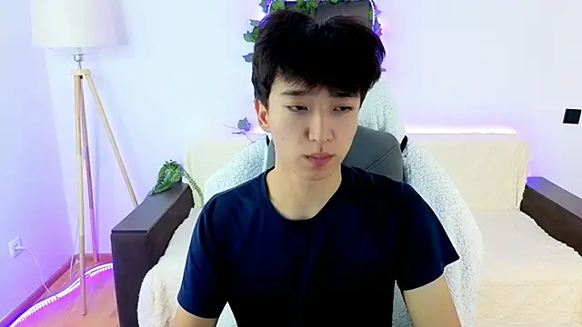 DianInav's Webcam Show
