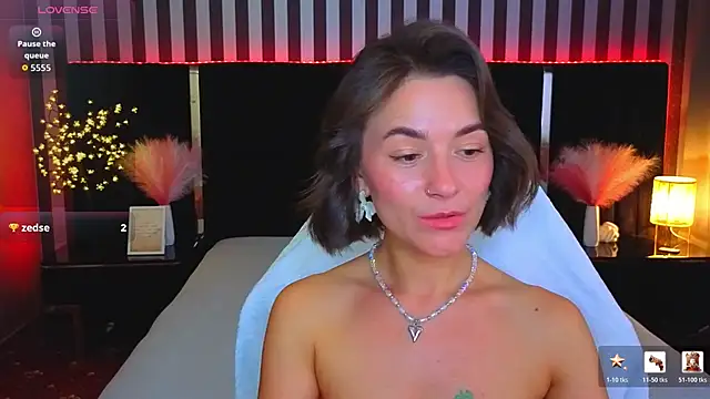 GracefulMichelle 现场性爱视讯表演