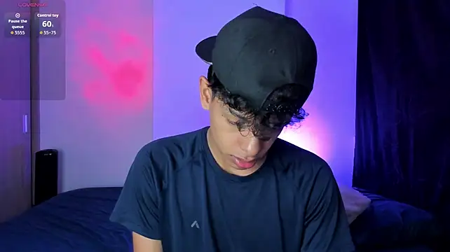 Maxfrost1's Webcam Show