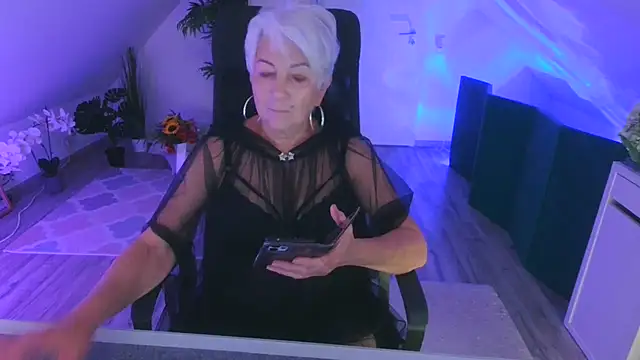 LovelyHelena's Webcam Show