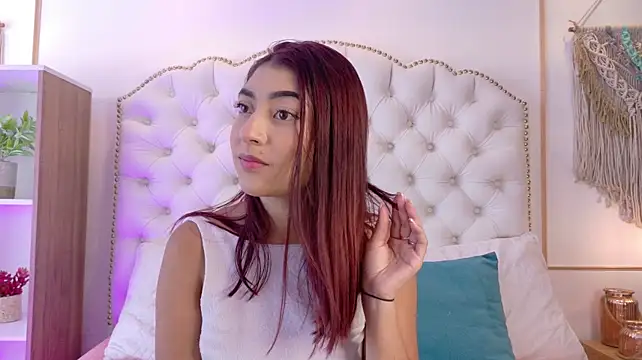 AriaStonne's Webcam Show