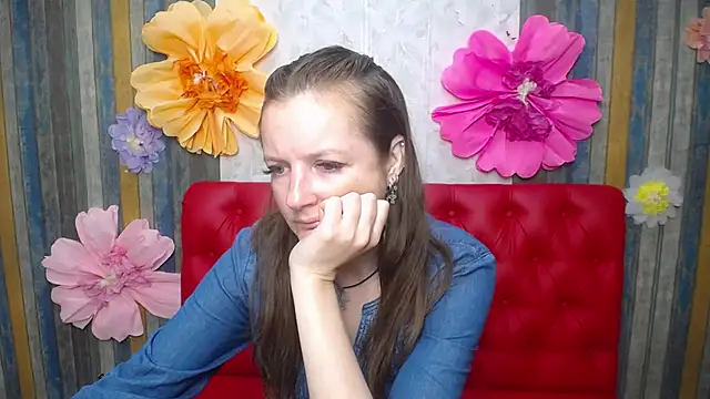 MeganPirs 现场性爱视讯表演