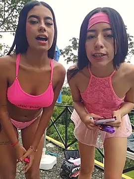 SAMY_AND_ARI's Webcam Show