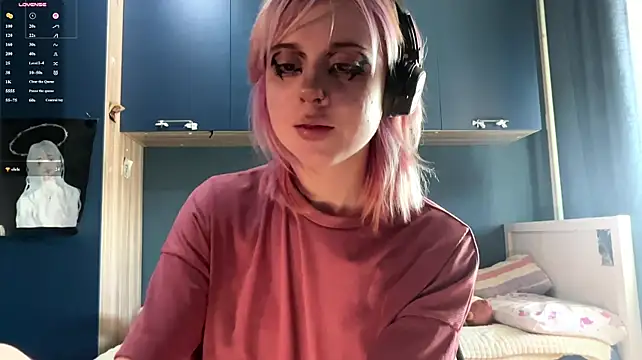 AueshaSimon's Webcam Show