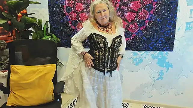 LilaMaharani's Webcam Show