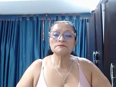 _BellaNocturna's Webcam Show