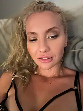 MargotRose's Webcam Show