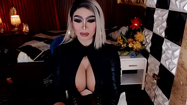 seductive_yhure's Webcam Show
