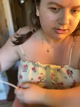 Nenssy555's Live XXX Chat
