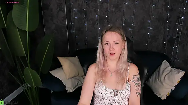 Jooyce_Howward's Live XXX Chat