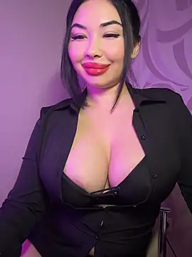 LaaadyDaaamn's Webcam Show