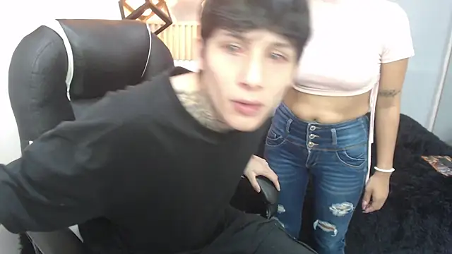 naty_18 现场性爱视讯表演