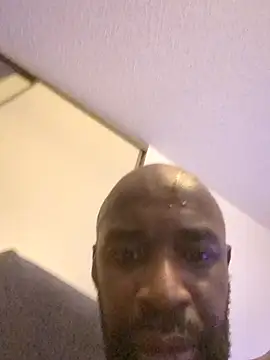Bulgemaster001's Webcam Show