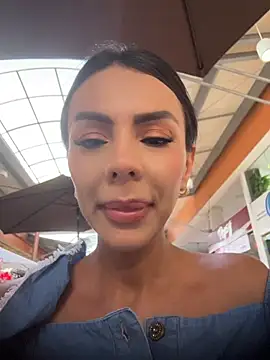 SofiParma's Webcam Show