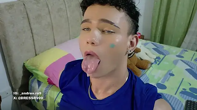 sebascuterouss' Webcam Show