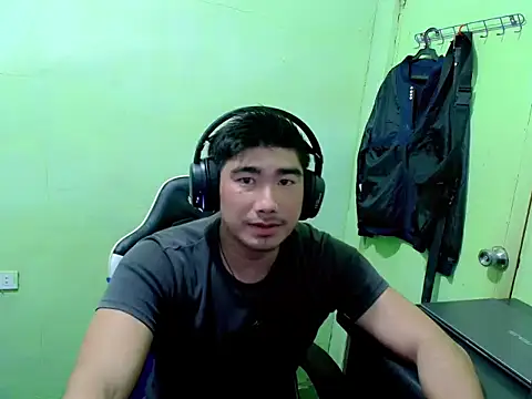 Hunkfireman 现场性爱视讯表演