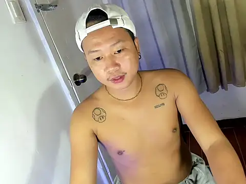 Soctober 现场性爱视讯表演