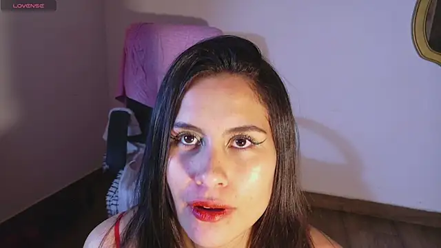 alanis_22's Webcam Show
