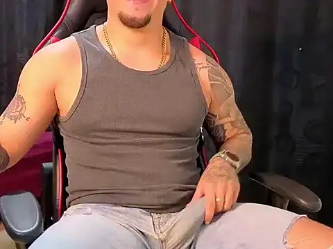 Massimo_777's Webcam Show