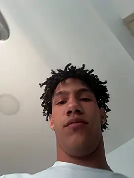 NoahBull19's Webcam Show
