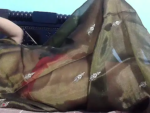 Chubbygirl_Tisha 现场性爱视讯表演