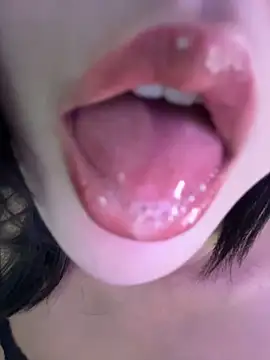 SLO-001 现场性爱视讯表演