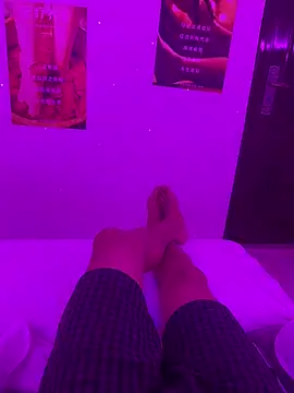 nede-6's Webcam Show