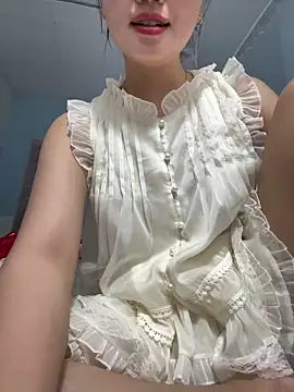 Miu-lete 现场性爱视讯表演