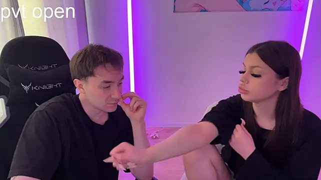 xgvgggx's Webcam Show