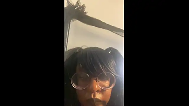 Thick_Succubusx's Live XXX Chat